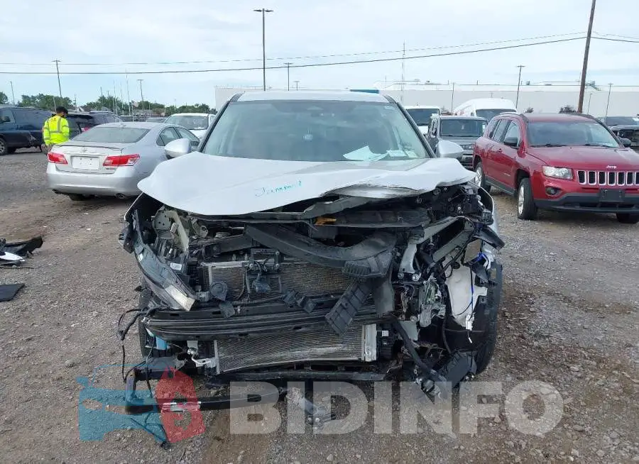 5N1BT3BB5NC715468 Photo# 13
