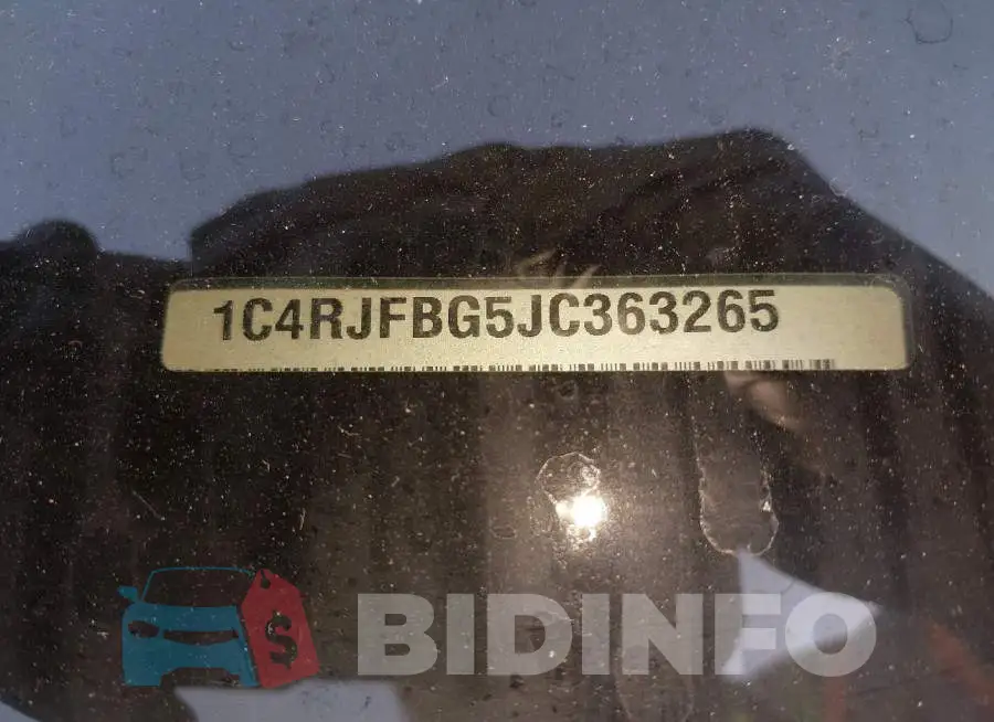 1C4RJFBG5JC363265 Photo# 18