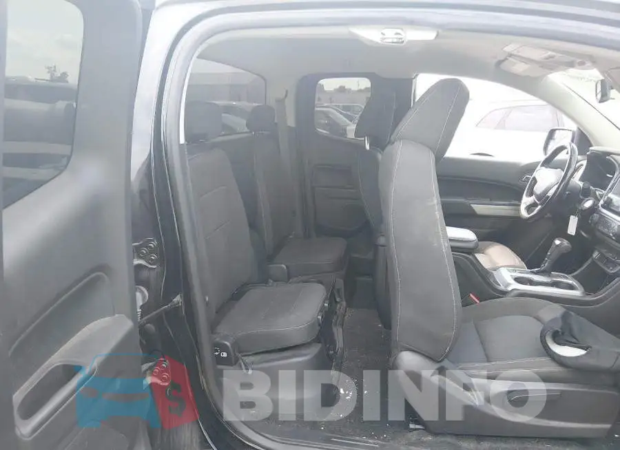 1GCHTCEN6J1224742 Photo# 8
