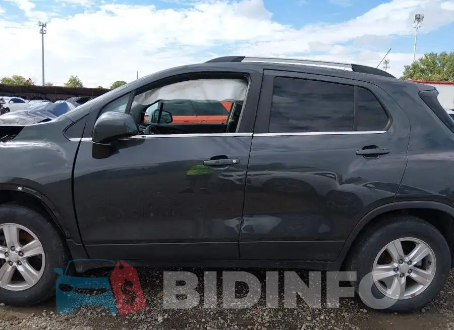 3GNCJPSB2JL349920 Photo# 14