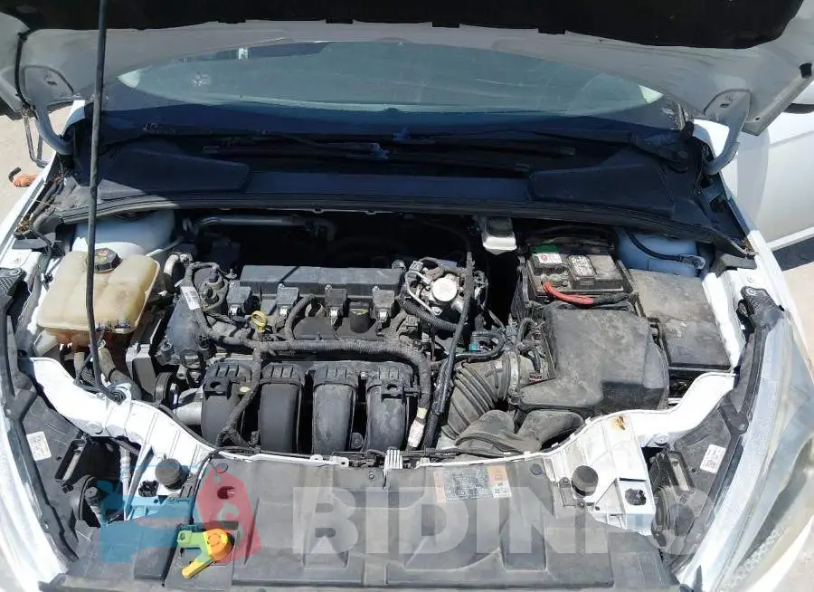 1FADP3F22JL273311 Photo# 10