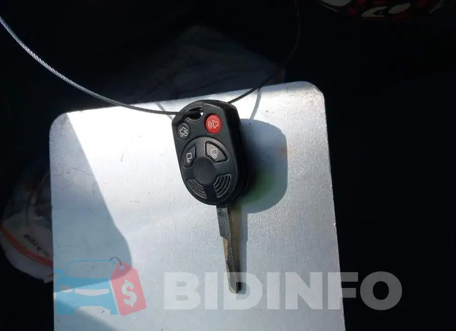 1FADP3F27JL222077 Photo# 11