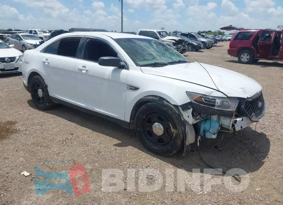 1FAHP2L83JG143423 Photo# 1