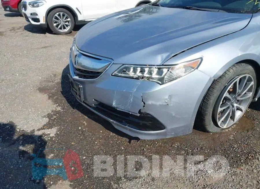 19UUB2F53GA009274 Photo# 6