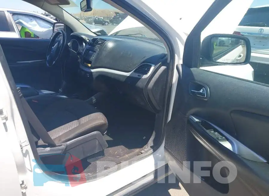 3C4PDCAB4GT143888 Photo# 5