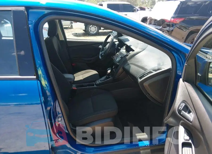 1FADP3FE8JL203127 Photo# 5