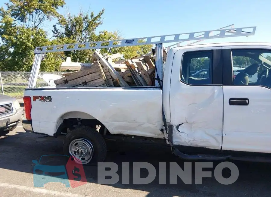 1FT7X2B63HEC15068 Photo# 6