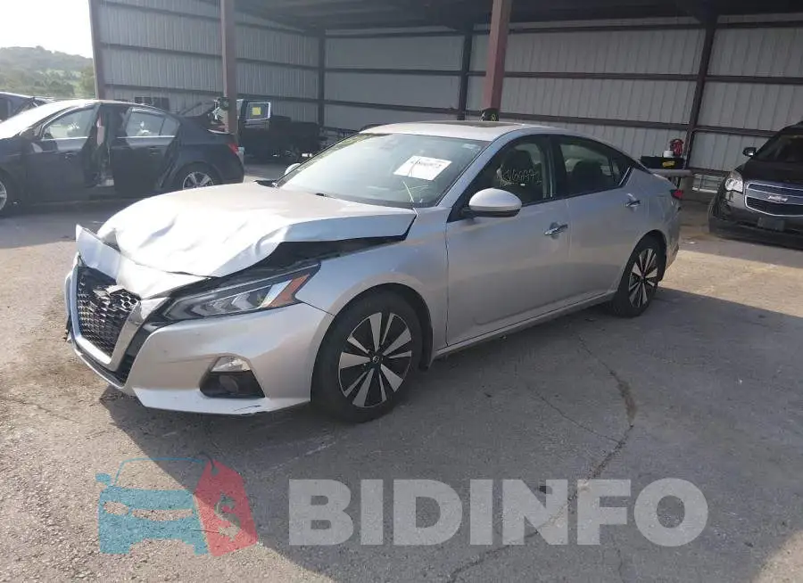 1N4BL4EV2LC120676 Photo# 2