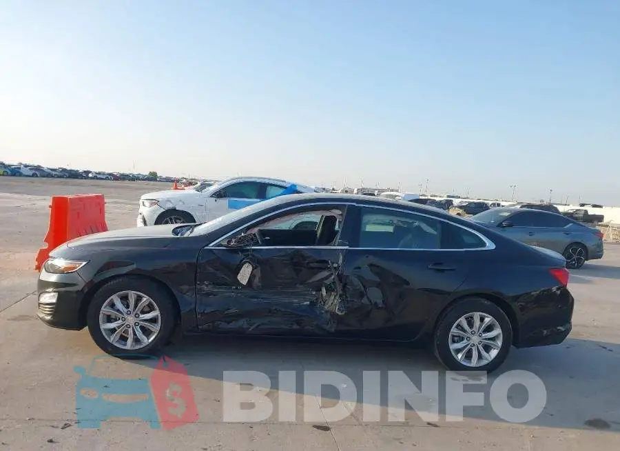 1G1ZD5ST2RF125892 Photo# 14