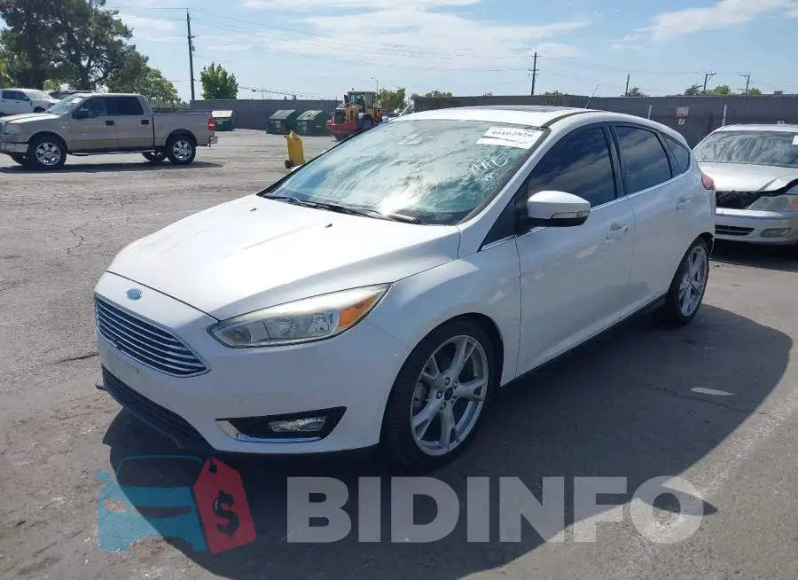 1FADP3N23GL212351 Photo# 2