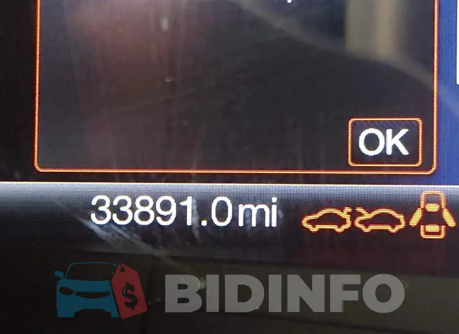 3FA6P0UU7JR122011 Photo# 16
