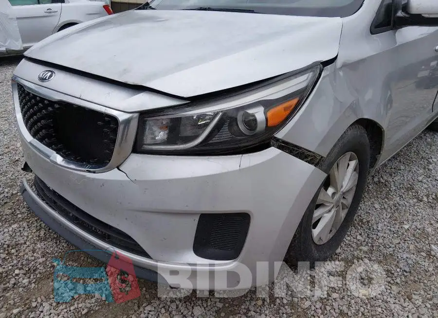 KNDMB5C1XG6196095 Photo# 6