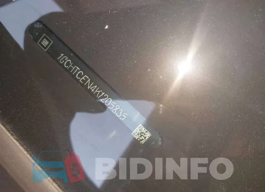 1GCHTCEN4K1205835 Photo# 9