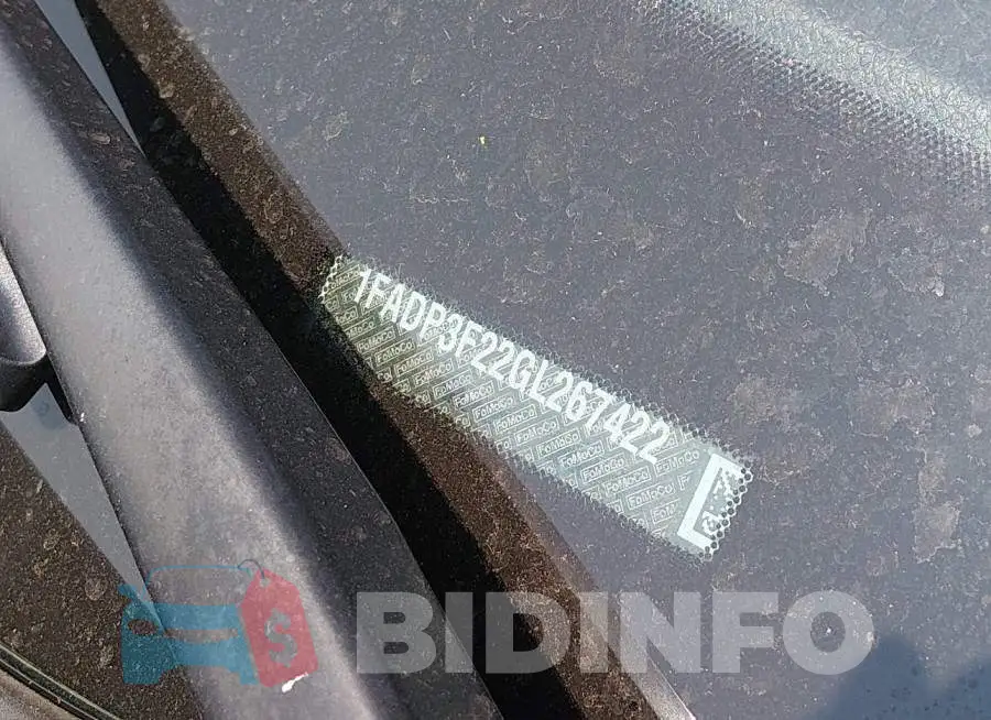 1FADP3F22GL267422 Photo# 9