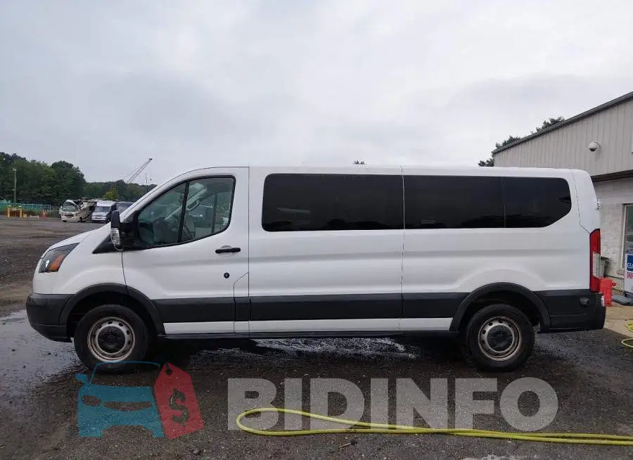 1FBZX2ZMXJKB42936 Photo# 14