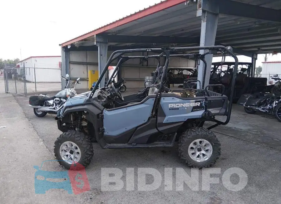 1HFVE0429R4802013 Photo# 15