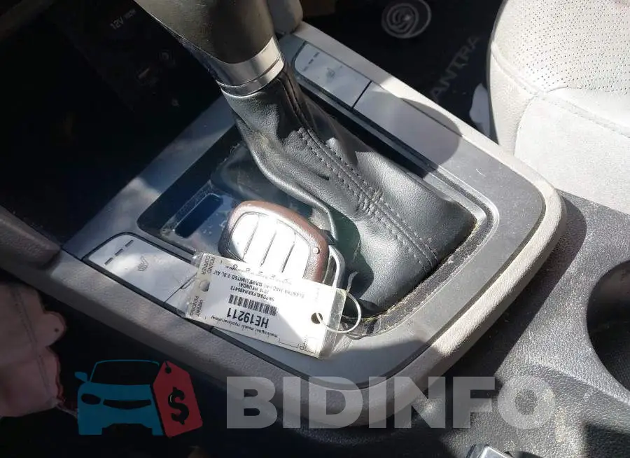 5NPD84LFXKH495413 Photo# 11