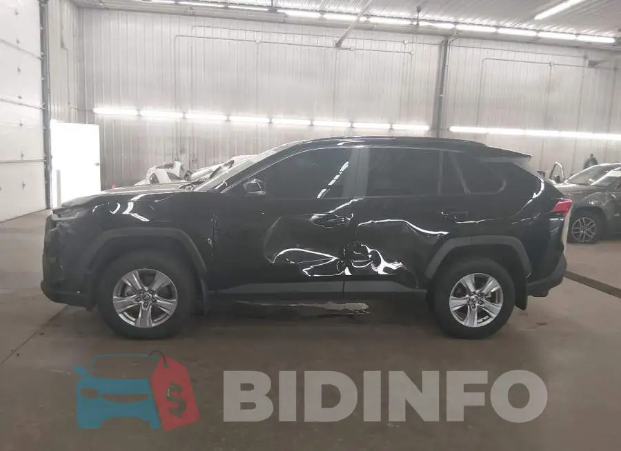 2T3P1RFV3RC436418 Photo# 6