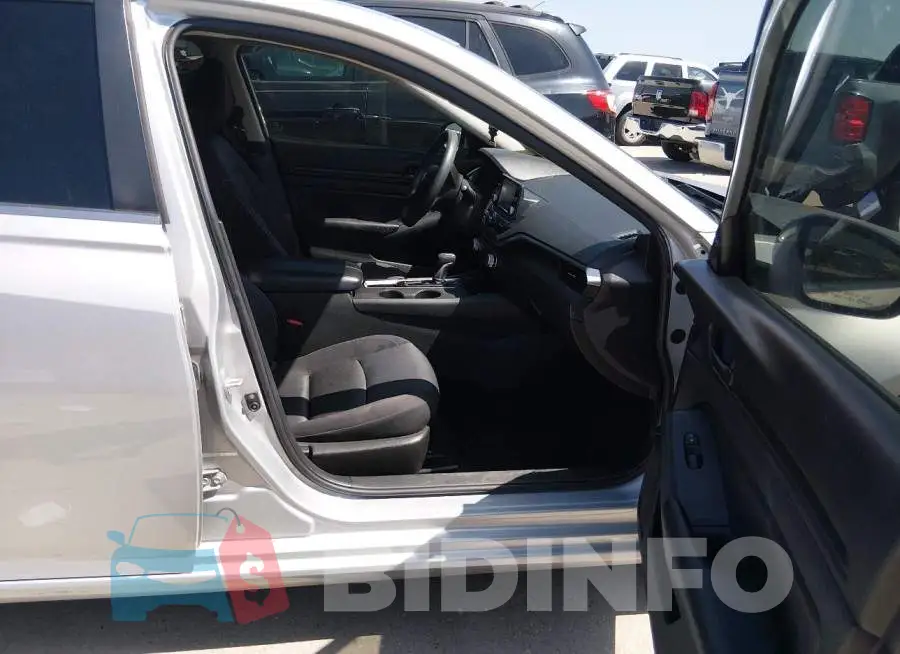 1N4BL4BV1PN349817 Photo# 5