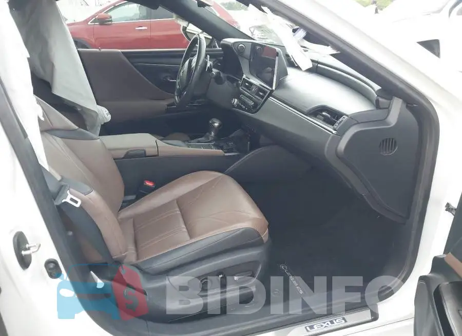 58AFA1C18NU026562 Photo# 5