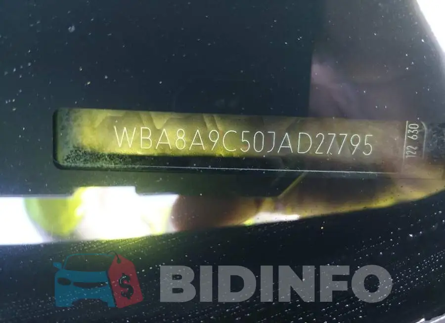 WBA8A9C50JAD27795 Photo# 9