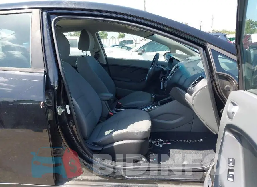 3KPFL4A73HE099632 Photo# 5