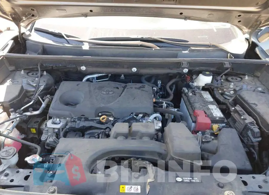 2T3C1RFV9RC260196 Photo# 10