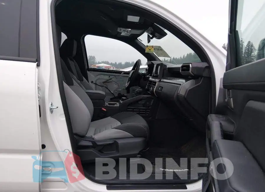 3TMLB5JN1TM235524 Photo# 5