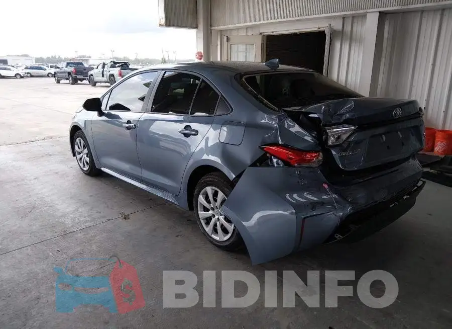 JTDBCMFE8T3162102 Photo# 3