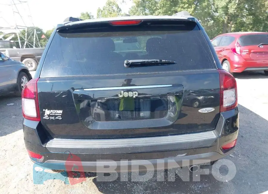 1C4NJDEB5HD177698 Photo# 16