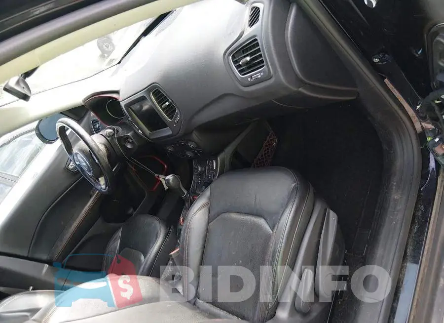 3C4NJDDB0HT656607 Photo# 5