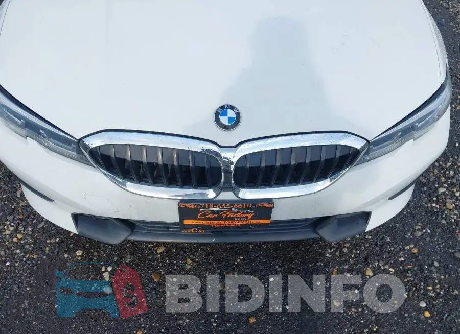 3MW5R7J03M8B70994 Photo# 6