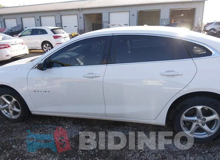 1G1ZB5ST2JF246576 Photo# 15