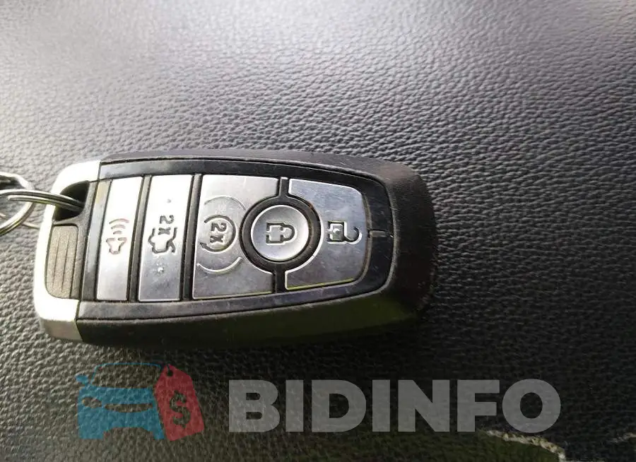 1FM5K8D82JGB91195 Photo# 11