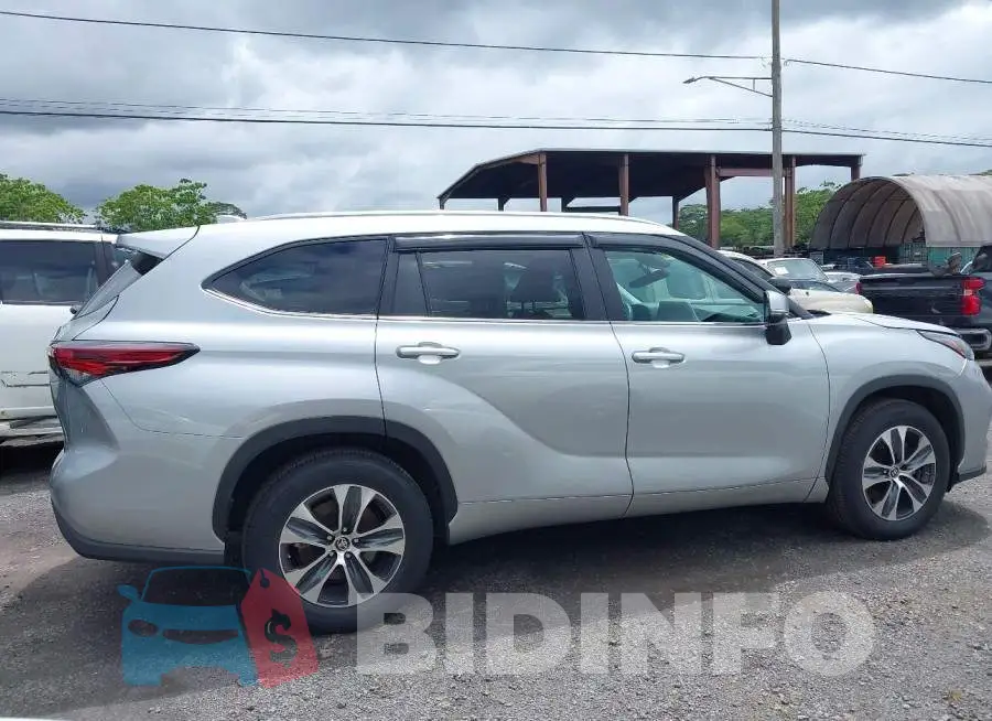 5TDKDRAH3RS050617 Photo# 13