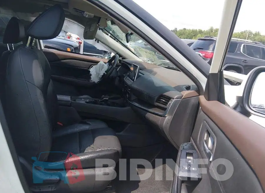 5N1BT3BA3PC812291 Photo# 5