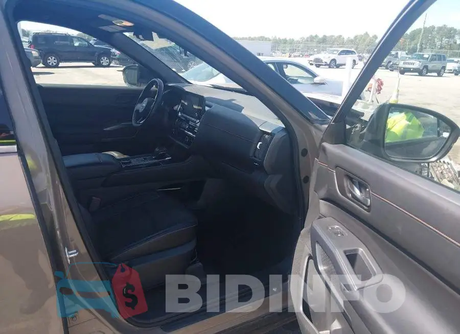 5N1DR3BD1PC268522 Photo# 5