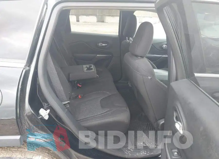 1C4PJMCB8KD453794 Photo# 8