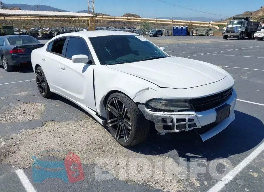2C3CDXHG7HH563473 Photo# 1