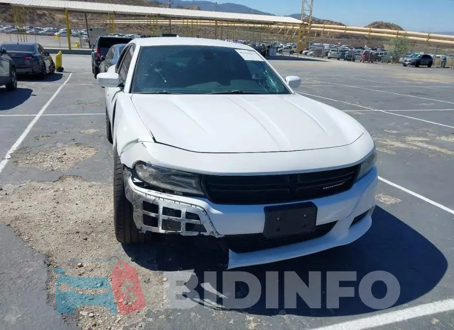 2C3CDXHG7HH563473 Photo# 12
