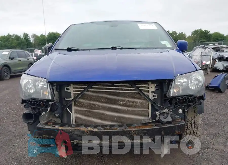 2C4RDGEGXKR718643 Photo# 13