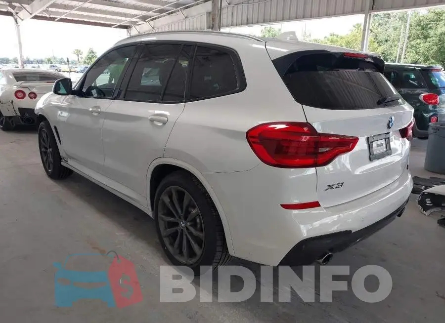 5UXTR7C58KLF31856 Photo# 3