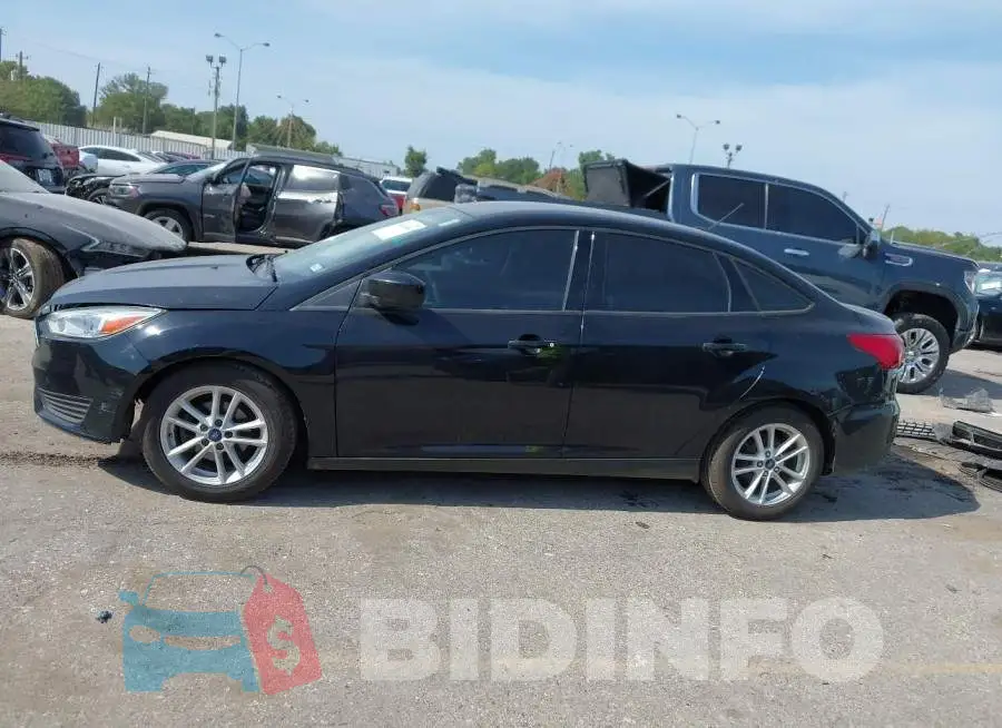 1FADP3F2XJL201403 Photo# 14