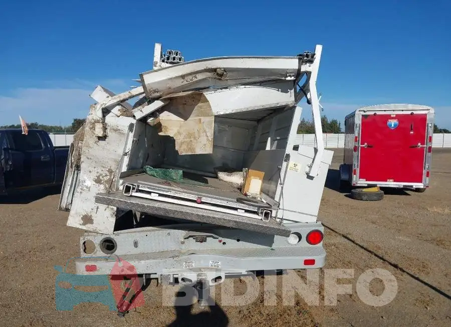 1FD8X3E6XNED47516 Photo# 14