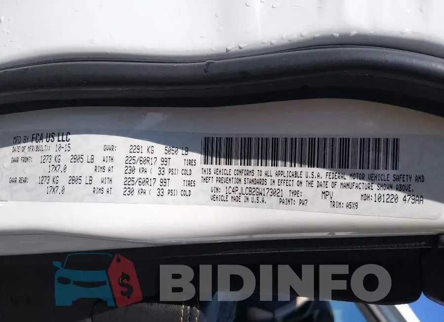 1C4PJLCB2GW173021 Photo# 9