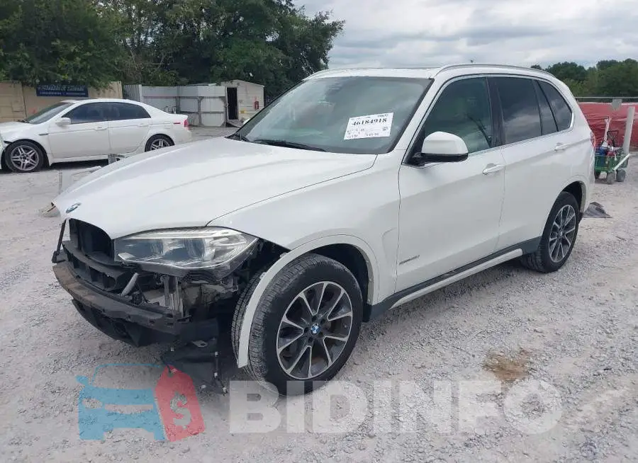 5UXKR2C51J0Z17613 Photo# 2