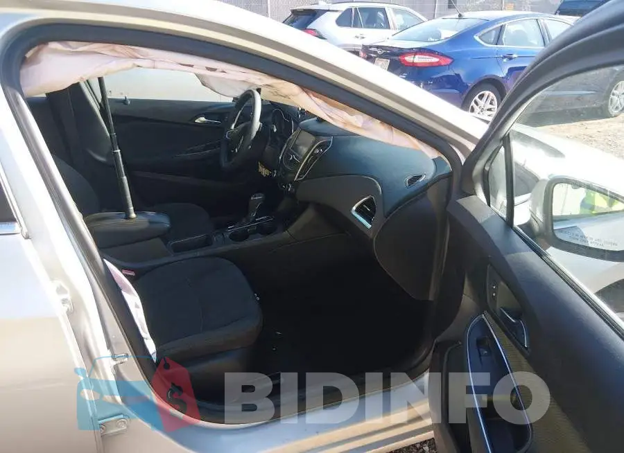 1G1BE5SM5H7203341 Photo# 5