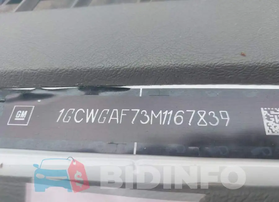 1GCWGAF73M1167839 Photo# 9