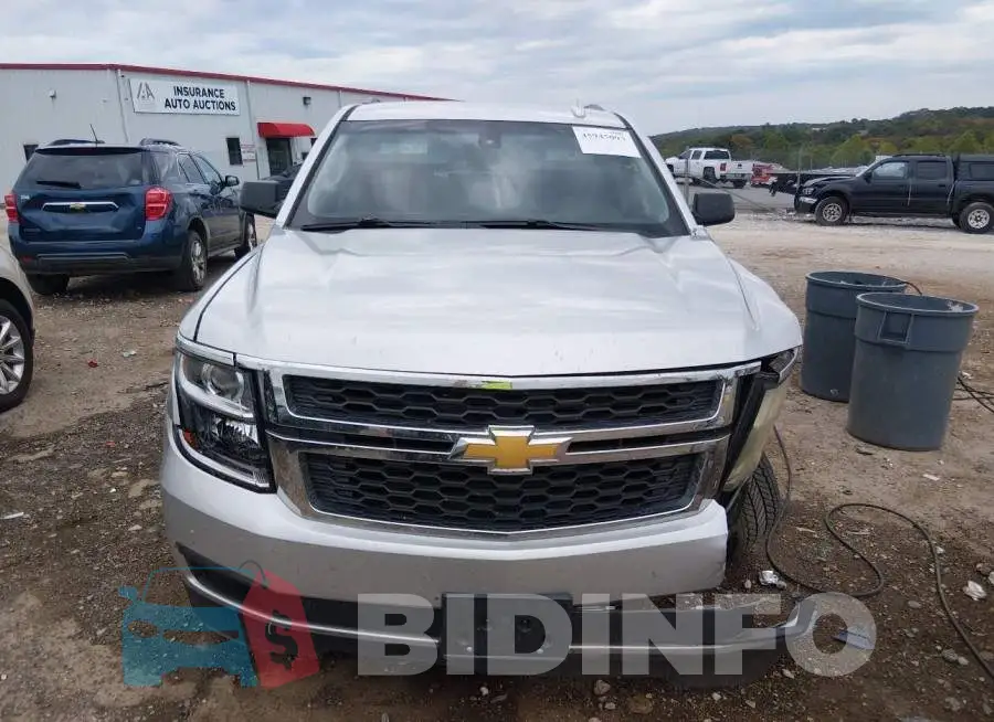 1GNSCAKC1JR398384 Photo# 12