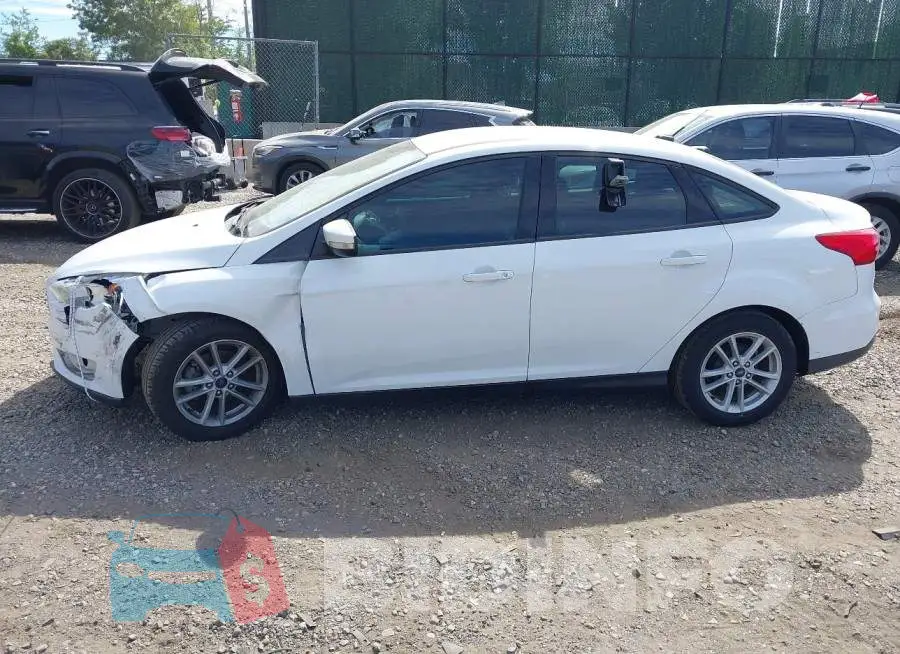 1FADP3F2XHL300040 Photo# 14